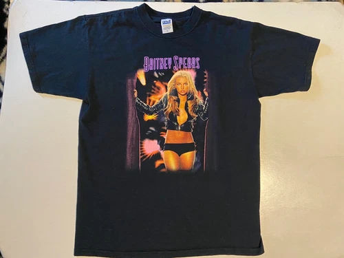 RARE Vintage Genuine Britney Spears The Onyx Hotel Tour 2000s vintage concert t-shirt, vintage, size L, single stitch, B+ condition