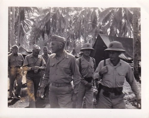 Original WWII Photo USMC 3rd MARINE DIVISION GENERAL ALAN TURNAGE 1944 GUAM 1183
