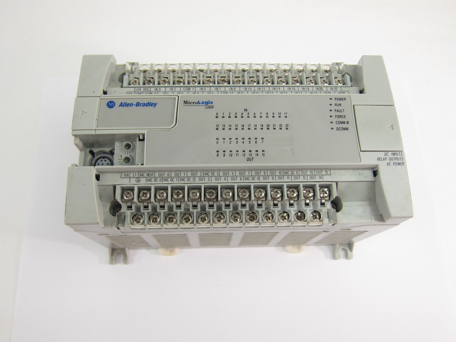 Allen Bradley 1762-L24BWA Ser. C MicroLogix 1200 Controller 1762L24BWA (A)