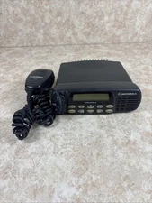 Motorola CDM1550 LS+ AAM25SKF9DP6AN Radio w/mic *Read Description*