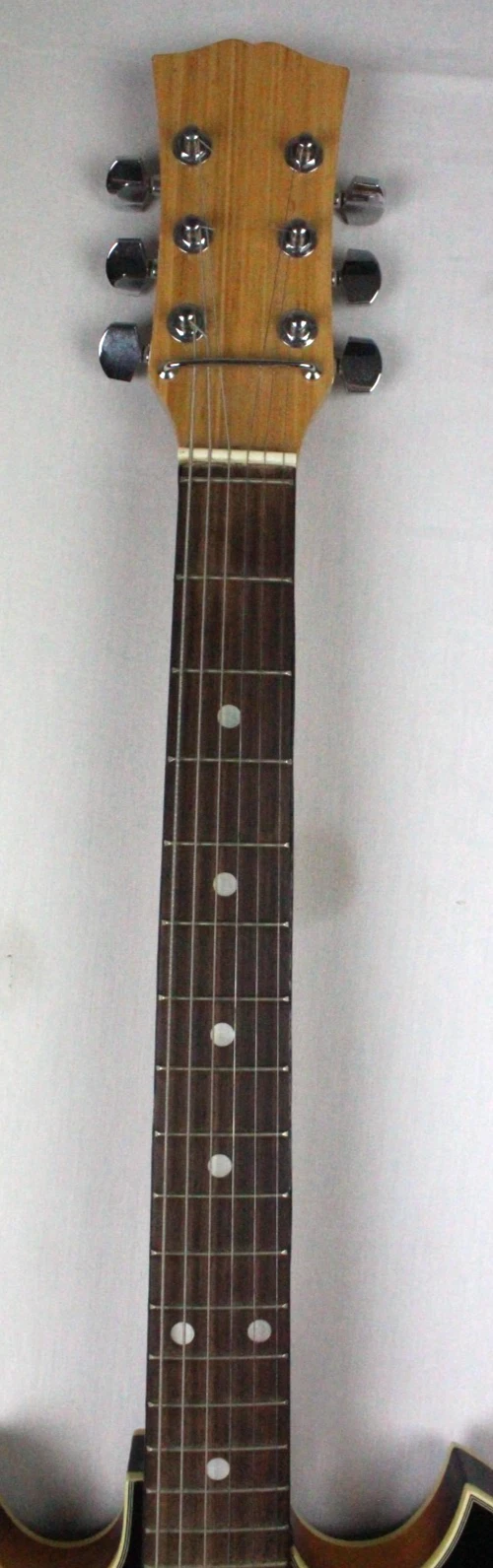 Picture 2 of 18