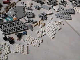 LEGO Star Wars: Emperor Palpatine's Shuttle 8096, Parts of Minfigures