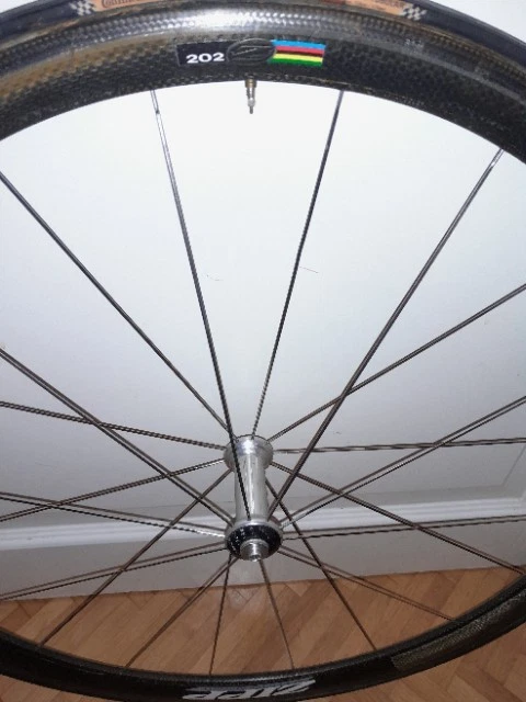ZIPP 202 Laufradsatz Carbon Schlauchreifen neuwertig