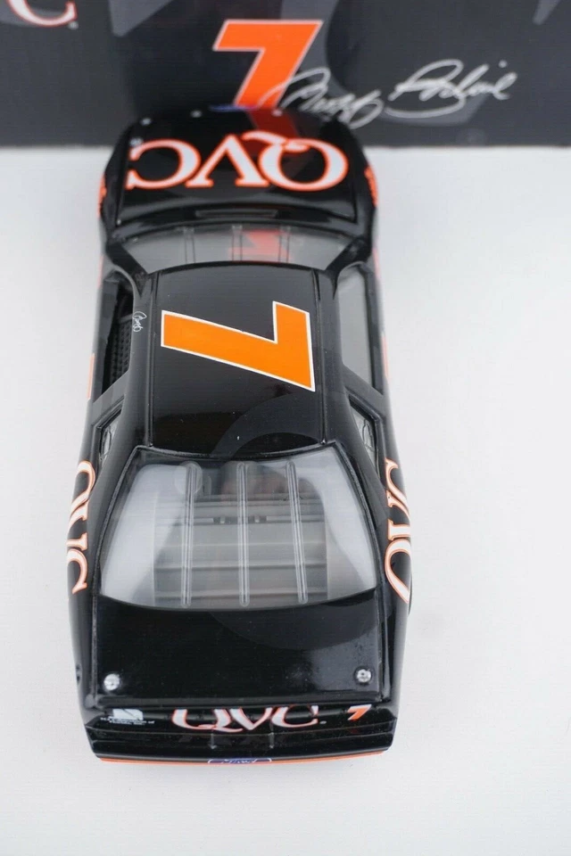 Revell 1996 Geoff Bodine #7 QVC escala 1/24 modelo fundido a presión Nascar raro Foto 4 de 4