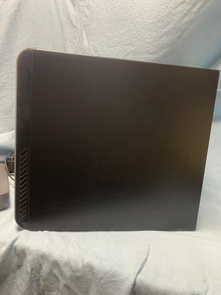 DESKTOP Custom Built PC AMD IIX2 3.1GHz 4.00GB RAM 250GB HD LG Lightscribe DVD - Image 3 of 4