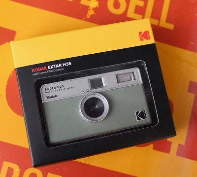 Kodak Ektar H35 Half Frame 35mm Film Reusable Sage Compact Camera – Retro Vibes - Image 1 of 4