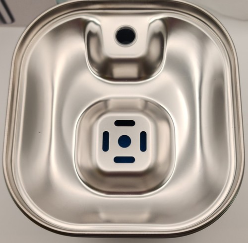 Fuente de agua automática para gatos/perros de acero inoxidable 74 oz/2,2 L - Imagen 5 de 11
