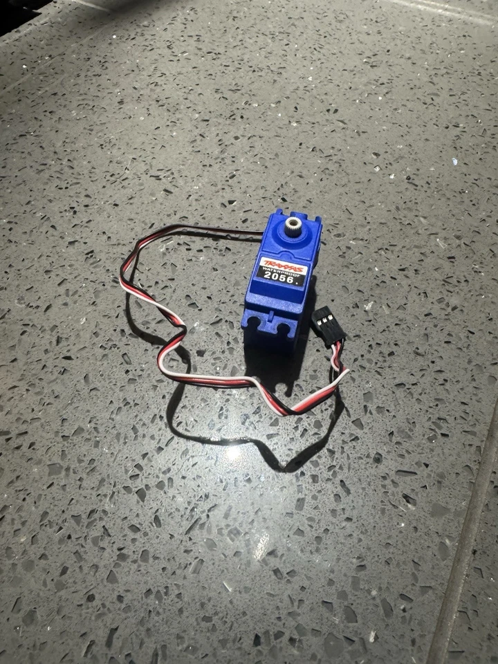 Traxxas TRA-2056 Waterproof High Torque Servo - Mini Maxx - Image 2 of 3