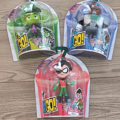 Teen Titans Go! Twisty Titans Color Change Figures Robin Cyborg 3pc
