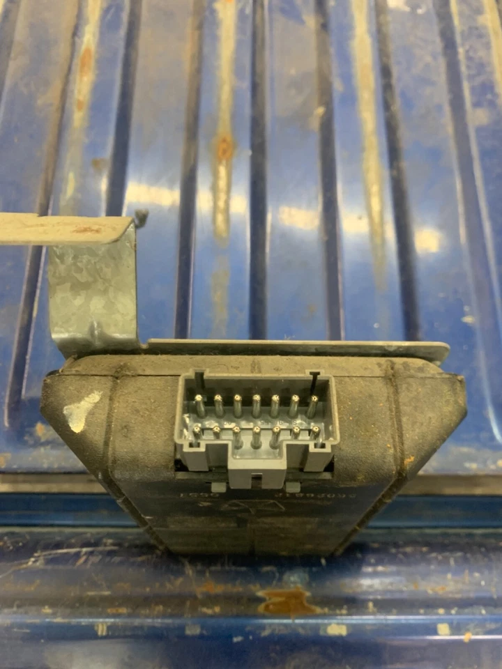 Módulo de control ABS P/N 56026812 | Dodge Ram 1994-1997 Foto 2 de 4