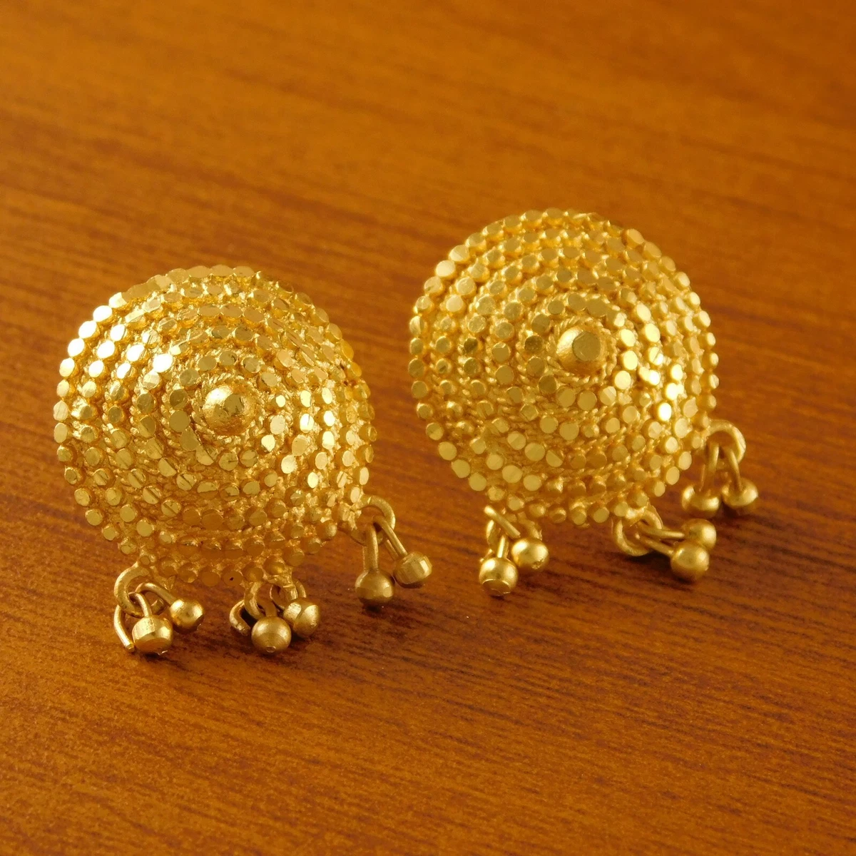 South screw earrings sale