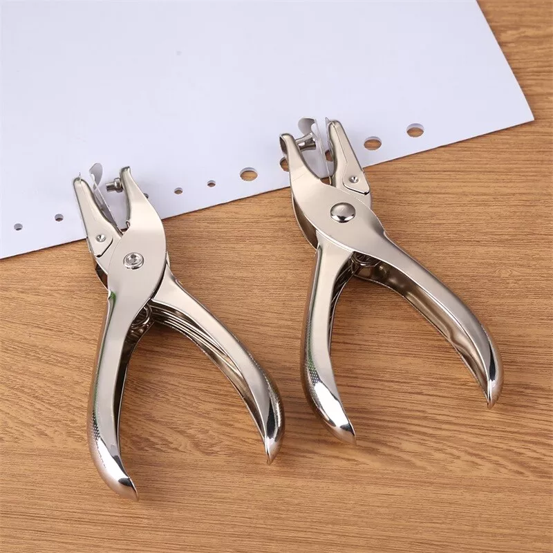 Three Holes Metal Office Paper Puncher - China Three Hole Puncher, Three  Holes Metal Office Paper Puncher