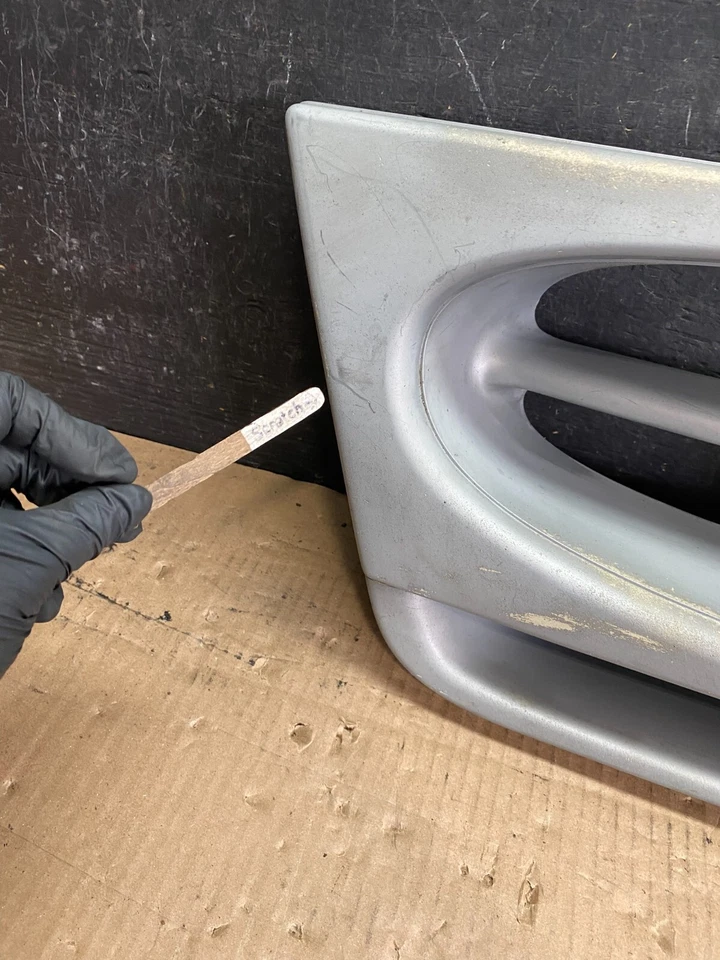 Parrilla delantera Ford E150 Econoline 1997 a 2002 N0961 PS Foto 4 de 4