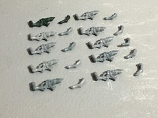 A21780 WARHAMMER 40K TYRANIDS BITS LOT TERMAGANT FLESHBORERS GAMES WORKSHOP GW