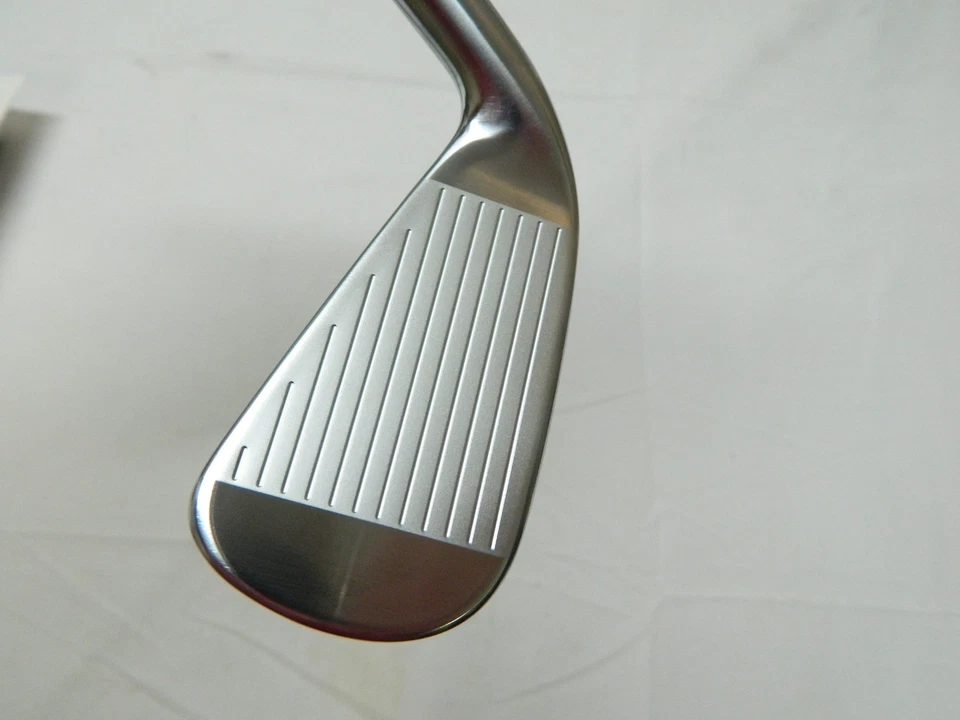 Titleist U505 Utility 1 Driving Iron Hzrdus Black 6.0 80g Stiff Flex Graphite - Image 3 of 4