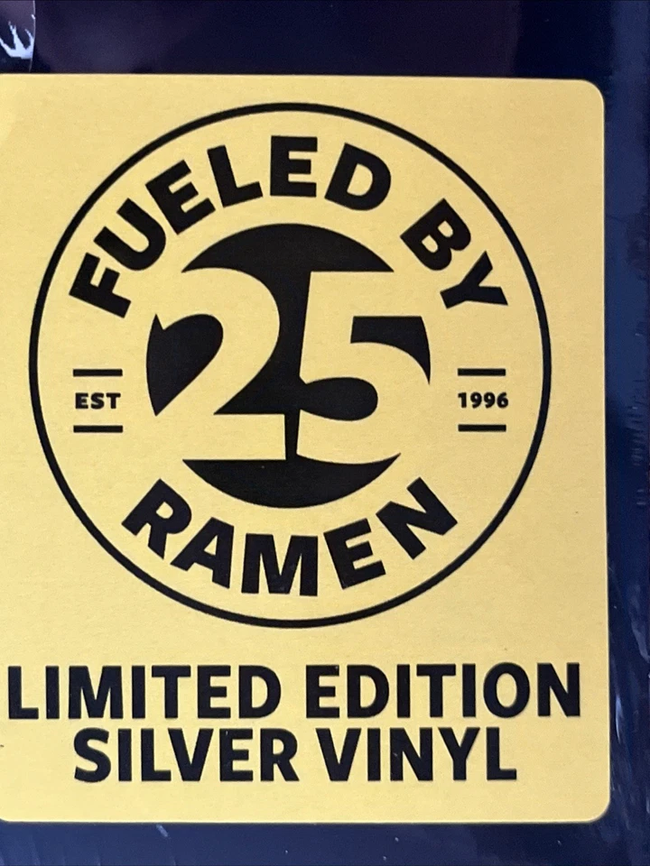 TWENTY ONE PILOTS Blurryface LIMITED EDITION SILVER VINYL NEW SEALED SHIPS NOW - Image 2 of 4