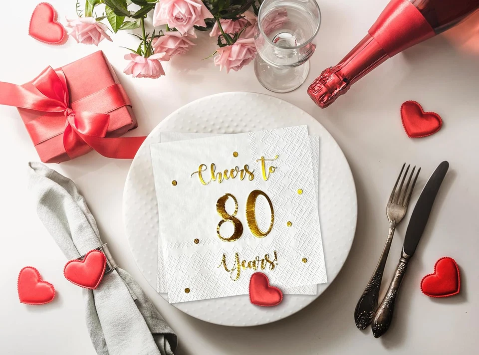 Servilletas de cóctel Saludos a 80 años | Feliz 80 cumpleaños decoraciones para hombre y Foto 3 de 4