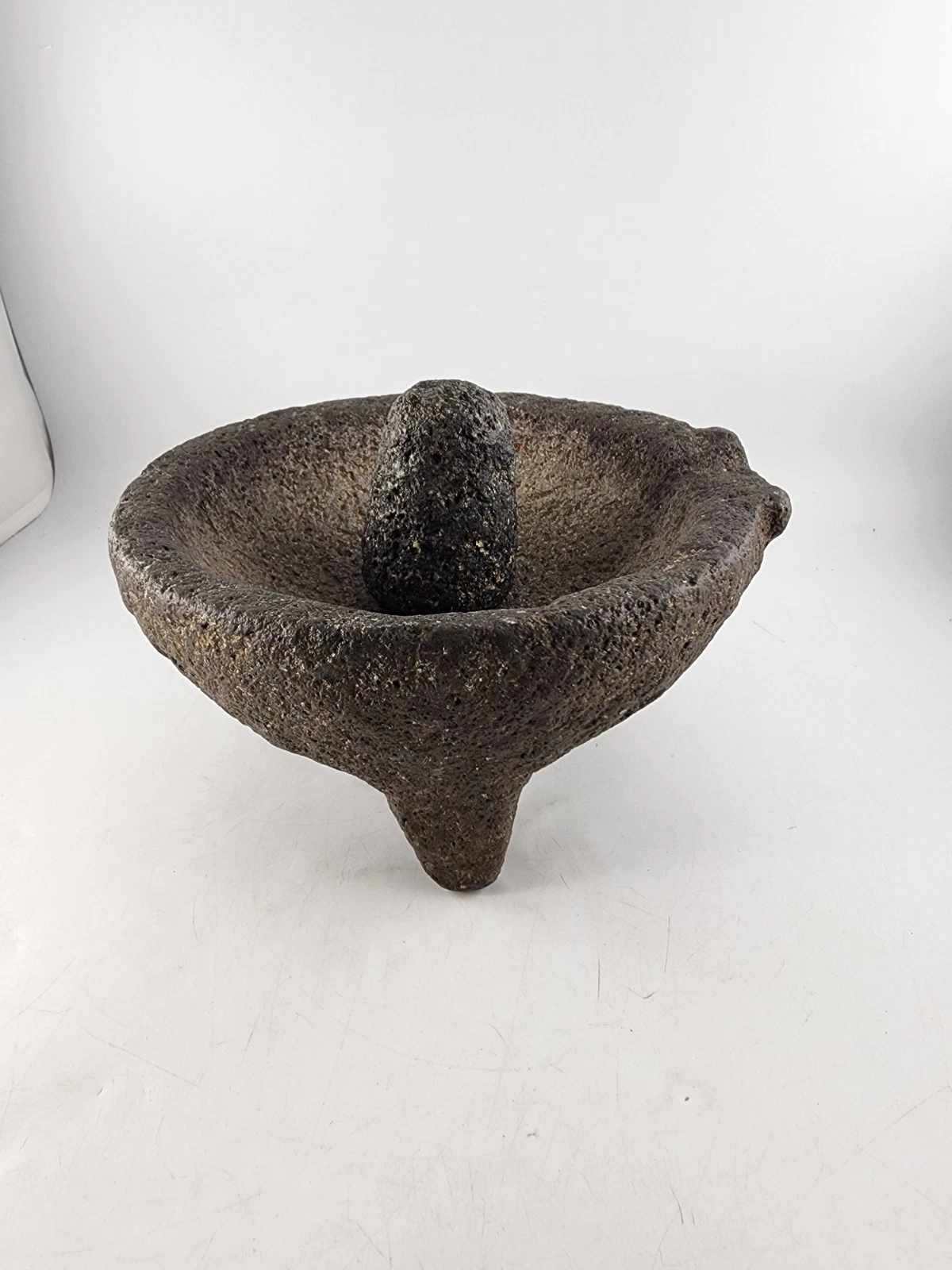 Molcajete Mexican Piedra Negra Black Stone Lava Mortar&Pestle Guacamole Maker 9"
Opens in a new wind