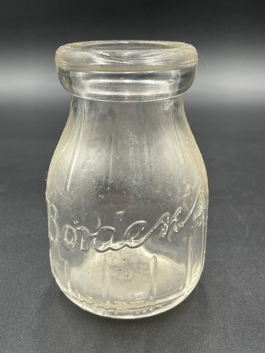 VINTAGE BORDEN'S EMBOSSED HALF PINT GLASS BOTTLE - 第 1/9 張圖片