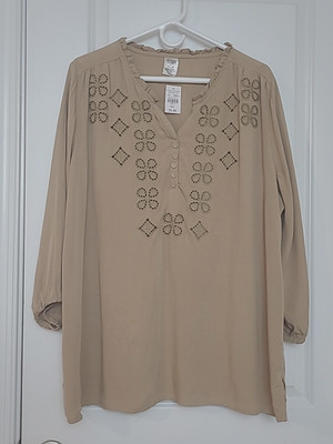 NWT Cracker Barrel Blouse Women's Sz 2XL Embroidery Ruffle V-Neck 3/4 Sleeves