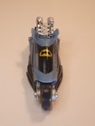 2006 Hot Wheels Hero Thunder Cycles DC Batman Motorcycle Blue/Black/Yellow