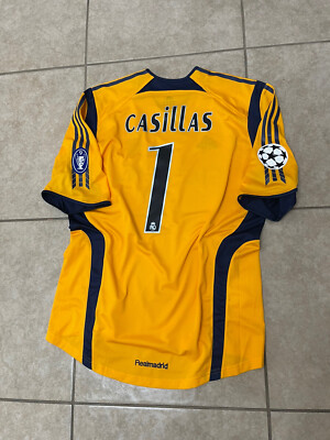 Real Madrid Player Issue Formotion L Shirt Goalkeeper Iker Casillas