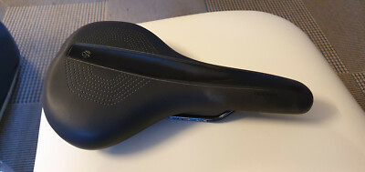 Black Bike Saddle (Trek Dual Sport 3 