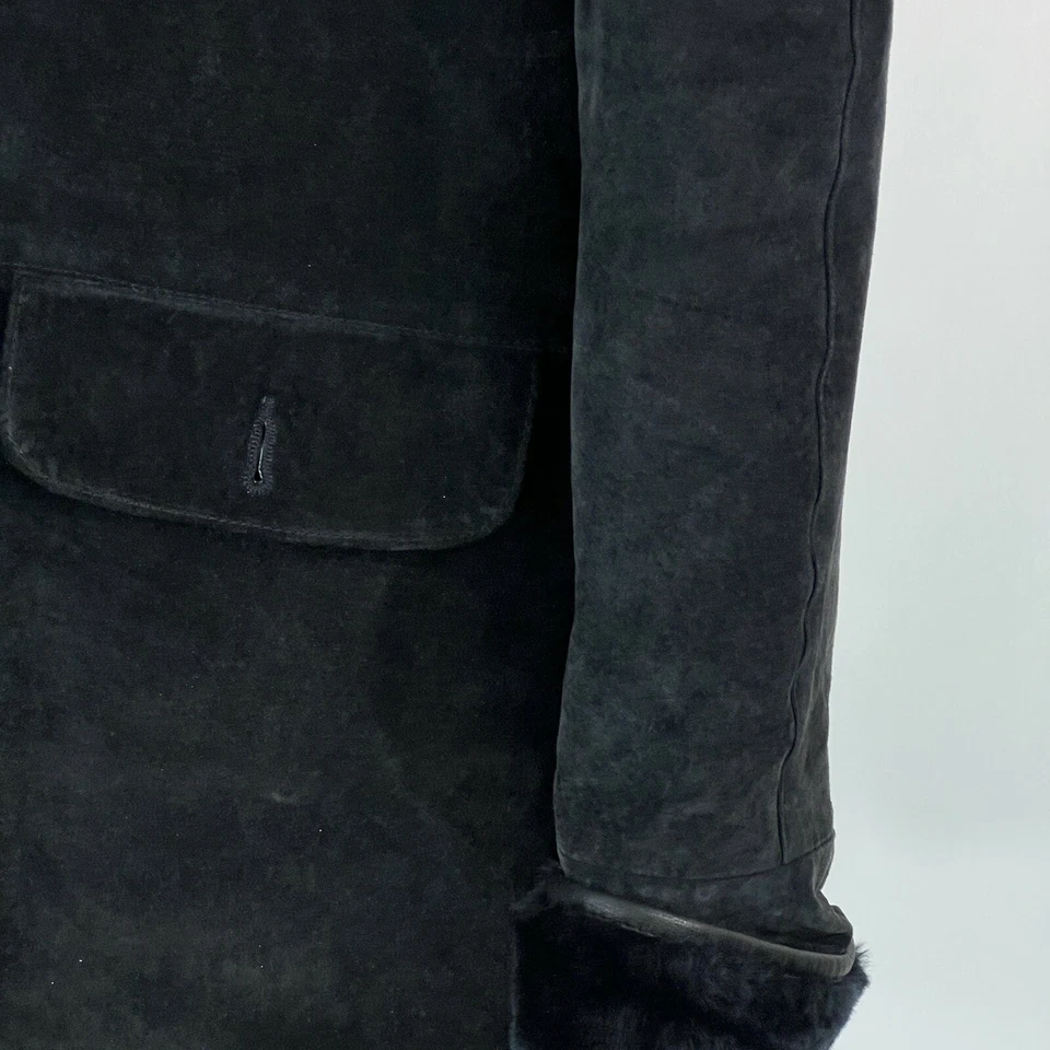 Chaqueta de invierno negra de cuero genuino frontal con botones Basic Editions para mujer talla grande Foto 4 de 4