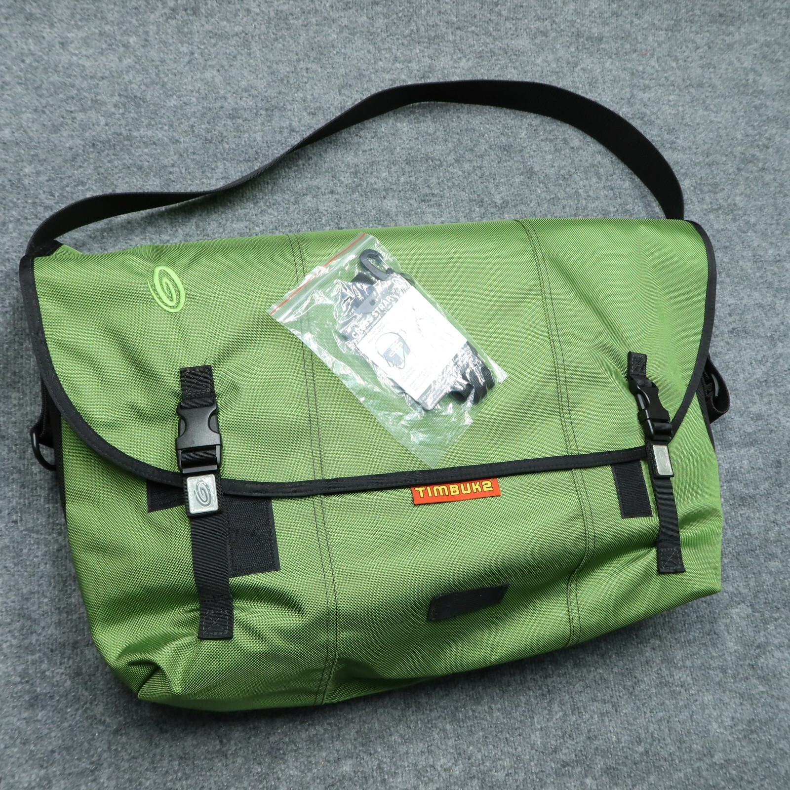 Timbuk2 Messenger Bag Mens Extra Large Green Courier Work School