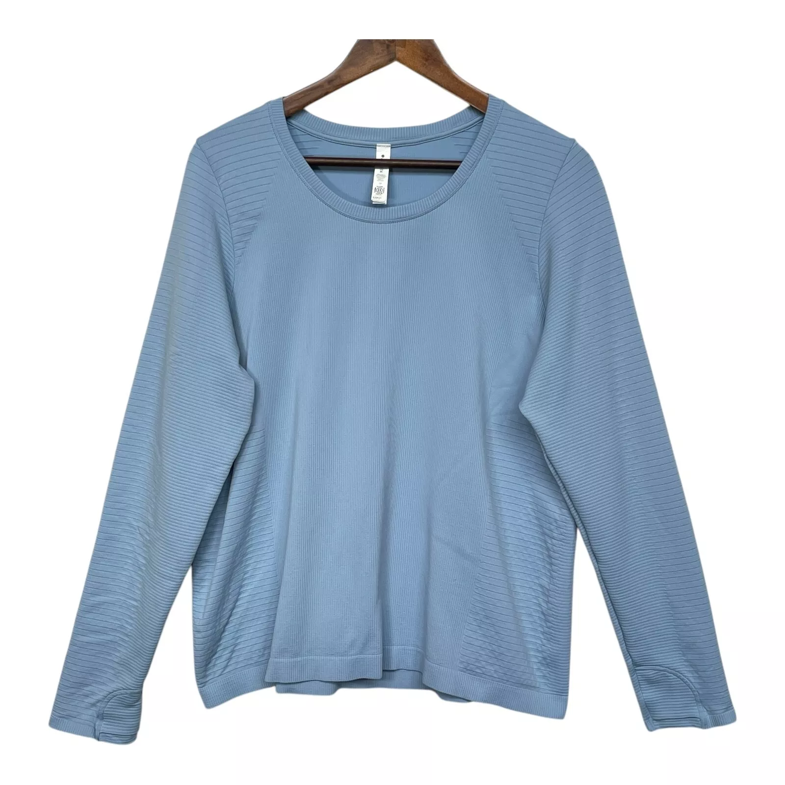 athleta flurry blizzard seamless textured long sleeve shirt