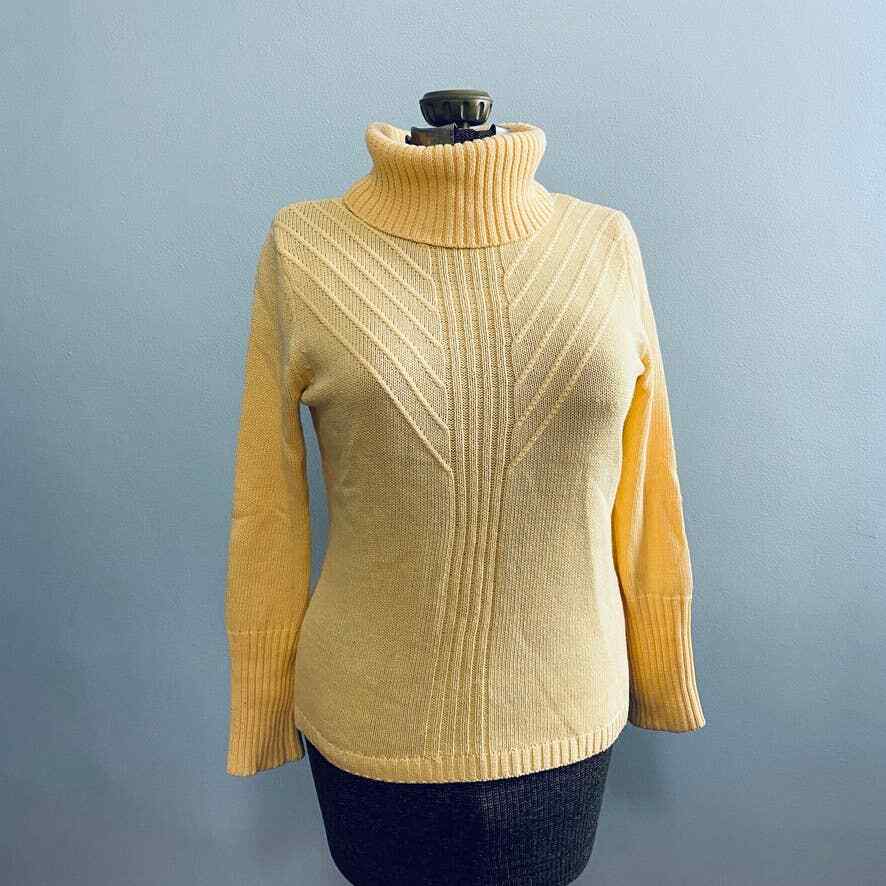 Jillian Nicole yellow turtleneck sweater Gem