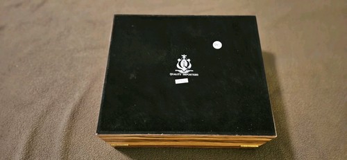 Cigar Humidor - Picture 4 of 4
