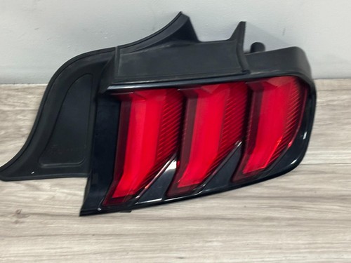 2018 2019 2020 2021 2022 2023 Ford Mustang RIGHT PASSENGER Side Tail Light OEM