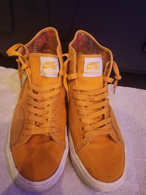 Size 9.5 - Nike Blazer Court Premium SB Mid Light Curry Paisley Bandana Print