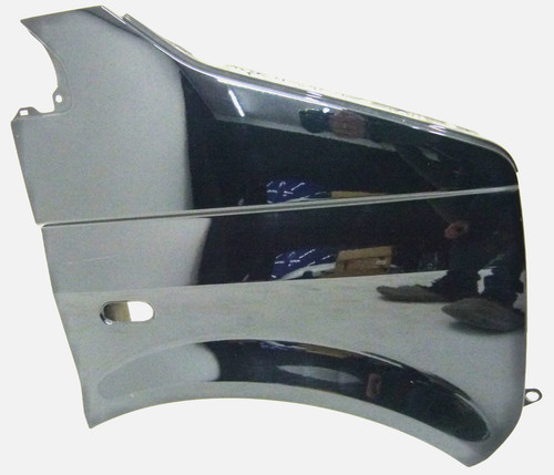 Original VW Transporter T5.2 Kotflügel V. R. Beifahrerseite LC9X 7H0821102E