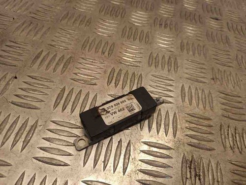 VW PASSAT B7 ALLTRACK 365 Antennenverstärker  3C9035552 2.00 Diesel 30538846