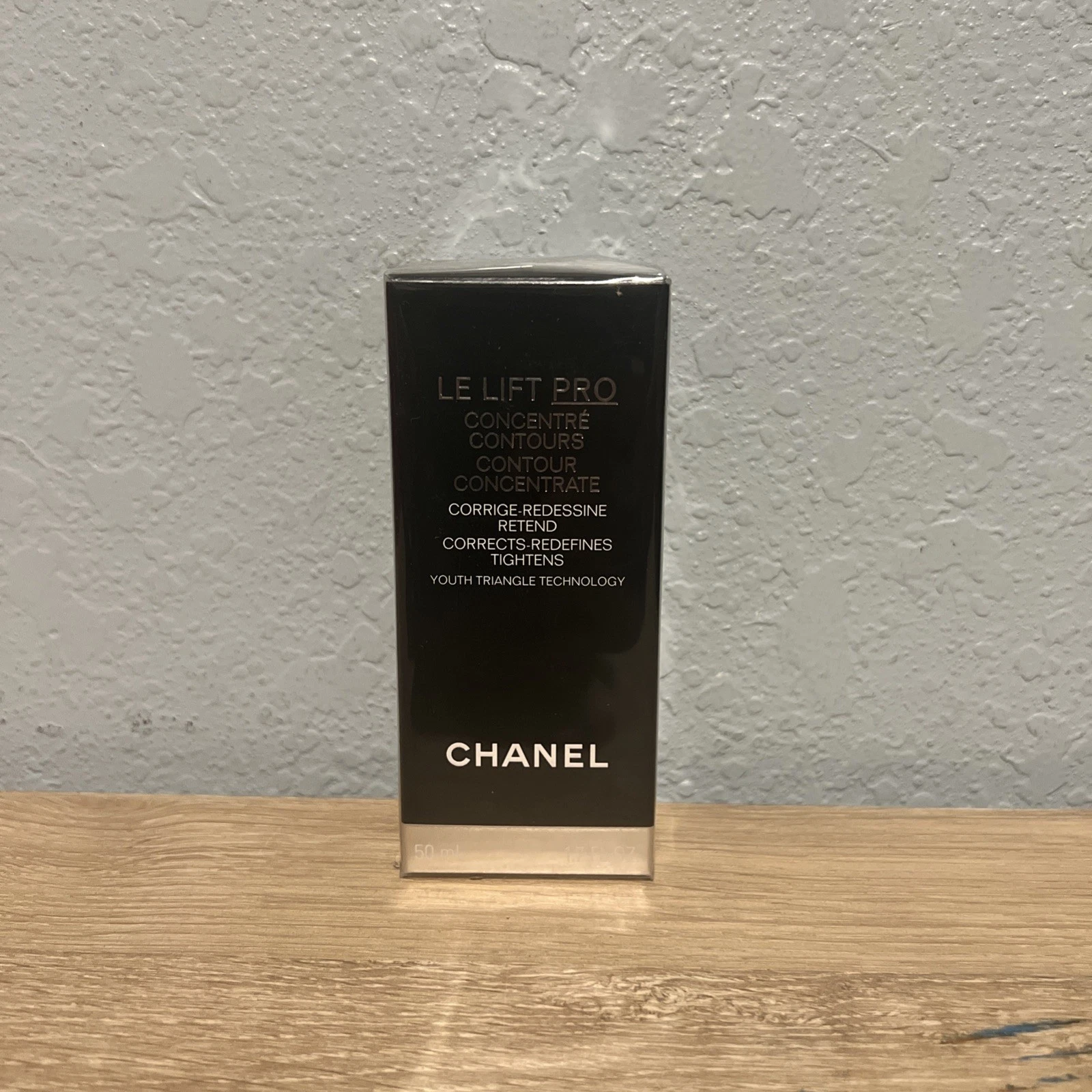 Chanel Le Lift Pro Contour Corrects Redefines Tightens 50 ml / 1.7 oz New