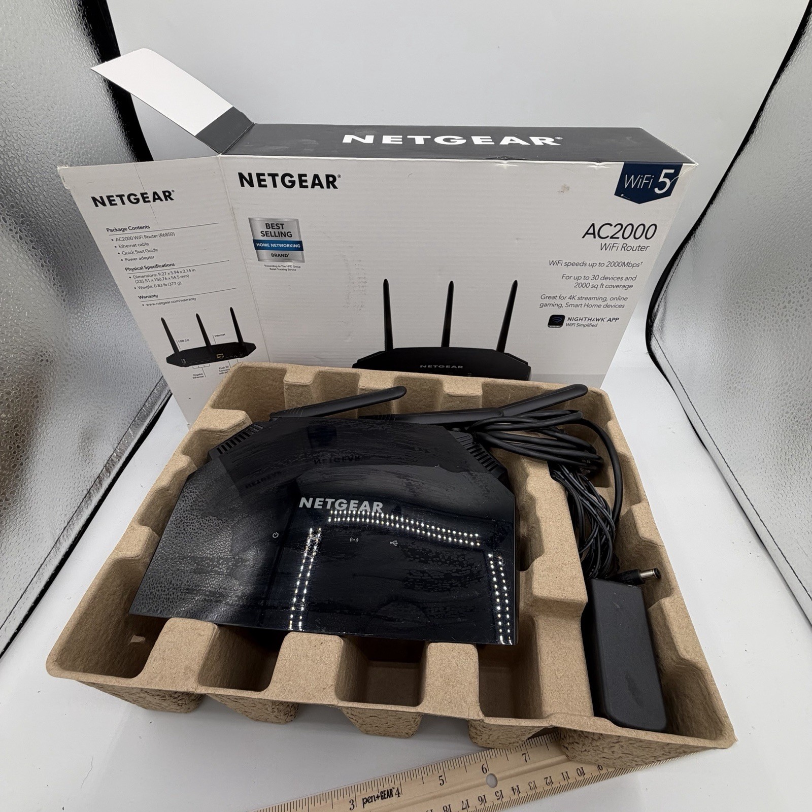 NETGEAR Nighthawk Wi-Fi Router - AC2000. Model: R6850 Tested - Works.