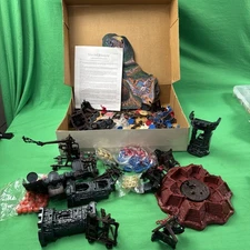 Weapons & Warriors Castle Combat Set Game Pressman 1994 PARTS AND PIECES