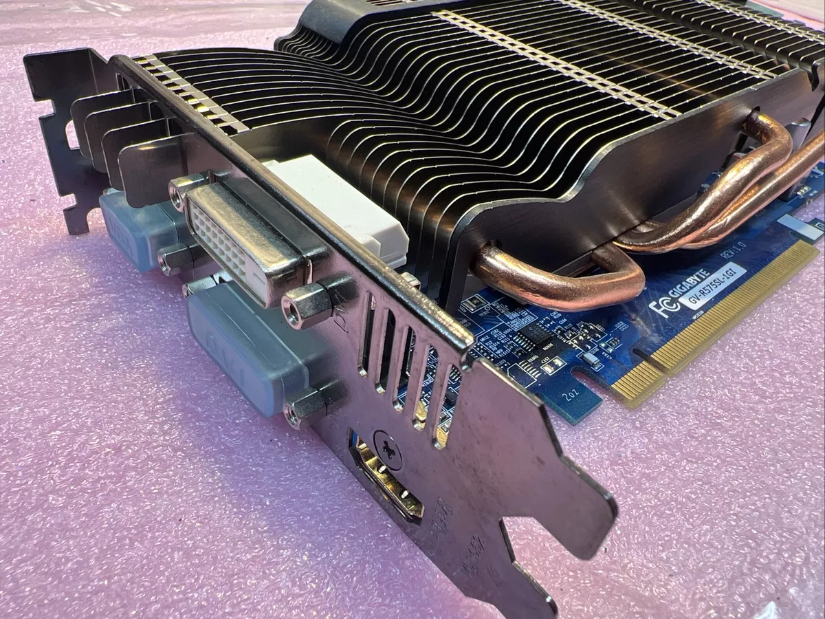GIGABYTE Radeon HD 6750 SILENT DirectX 11 GV R675SL 1GI 1GB GDDR5 PCI Express 2