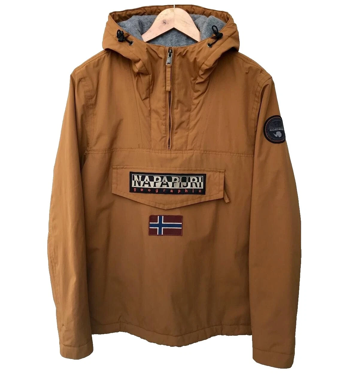 Куртки для мужчин Napapapijri