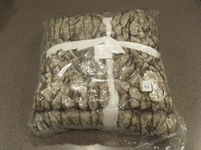 New 4pc Pottery Barn Taupe Tipped Gathered Faux Fur Oversized