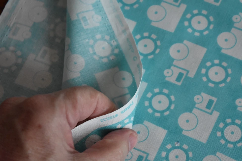 30" Long, White Trucks on Turquoise Quilt Cotton, Moda/Strain & Turnmire, N3218 - Image 4 of 4