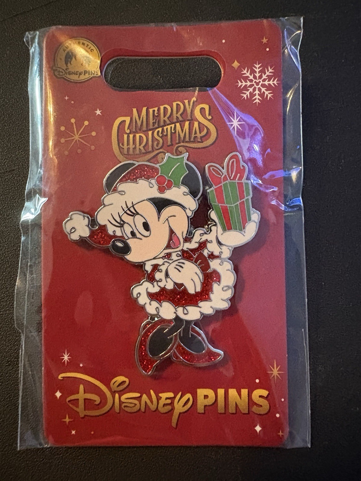 Christmas Minnie Mouse With Present Disney Pin Holiday Trading 2025 Glitter 