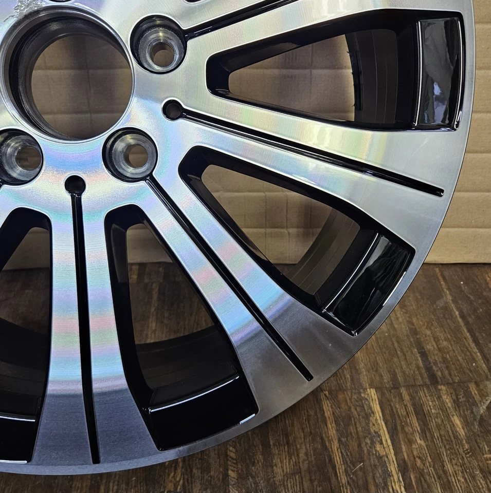 1 original Mercedes EQA H243 EQB X243 W243 Alufelge 6,5x18 ET44,5 A2434010000 - Bild 4 von 4