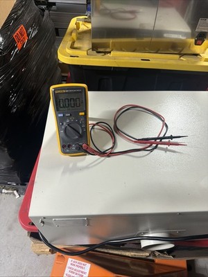 Fluke 15B Digital Multimeter Tester Pre-owned
