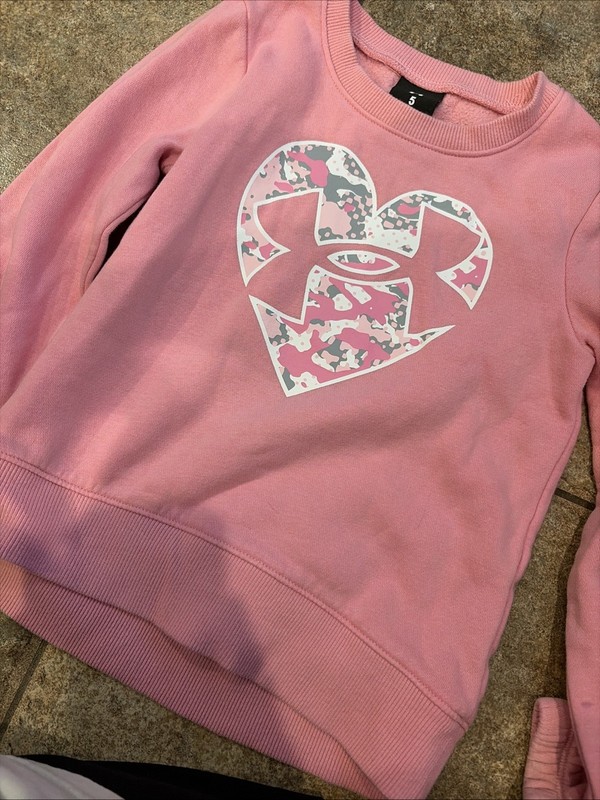 Girls Under Armour Size 5 Pullover Sweater 