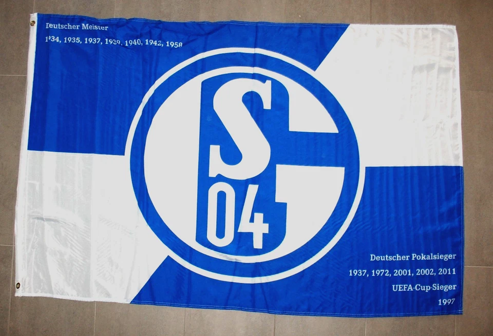 FC Schalke 04 100 x 150 cm Erfolge , Fahne Flagge Gelsenkirchen Hissfahne