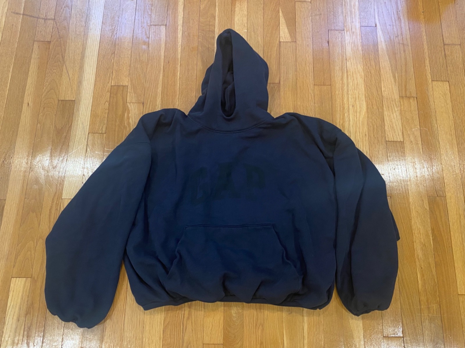 Medium Yeezy Gap Engineered by Balenciaga Dove Hoodie Washed BLACK Size Medium