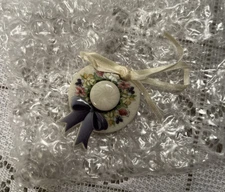 Longaberger 2000 Mother's Day Early Blossoms Basket Tie ON